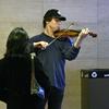 Joshua Bell plays at L'Enfant Plaza Metro, in Washington, DC in 2007